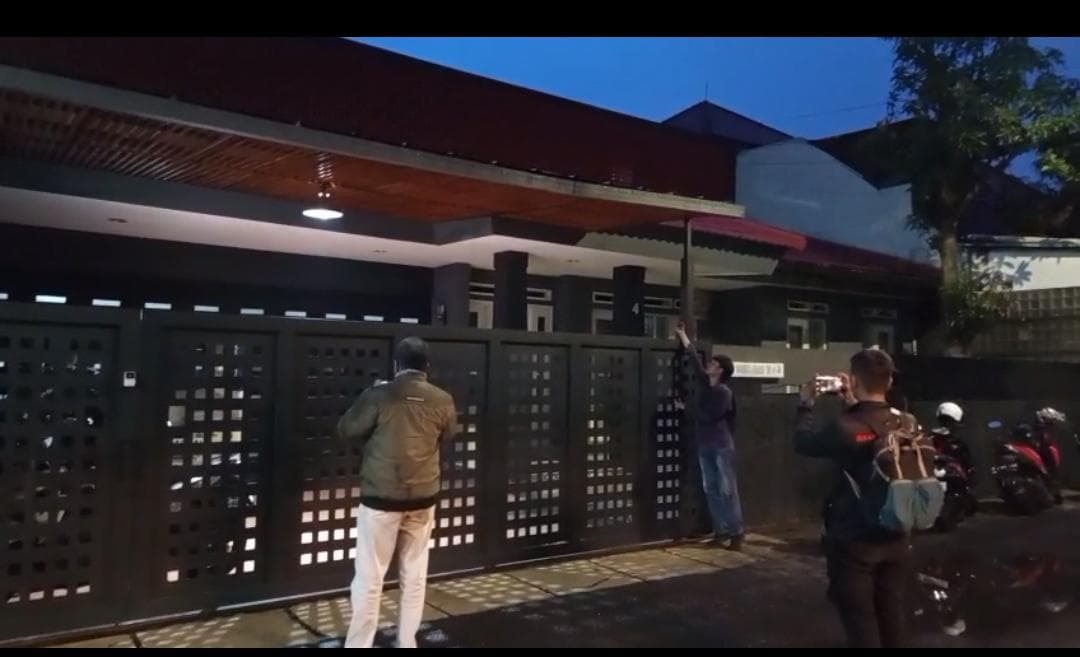 KPK Geledah Rumah Ono Surono di Bandung, Diduga Terkait Kasus Suap Proyek di Bekasi